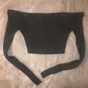 Fashion Nova Long Sleeve Crop Top